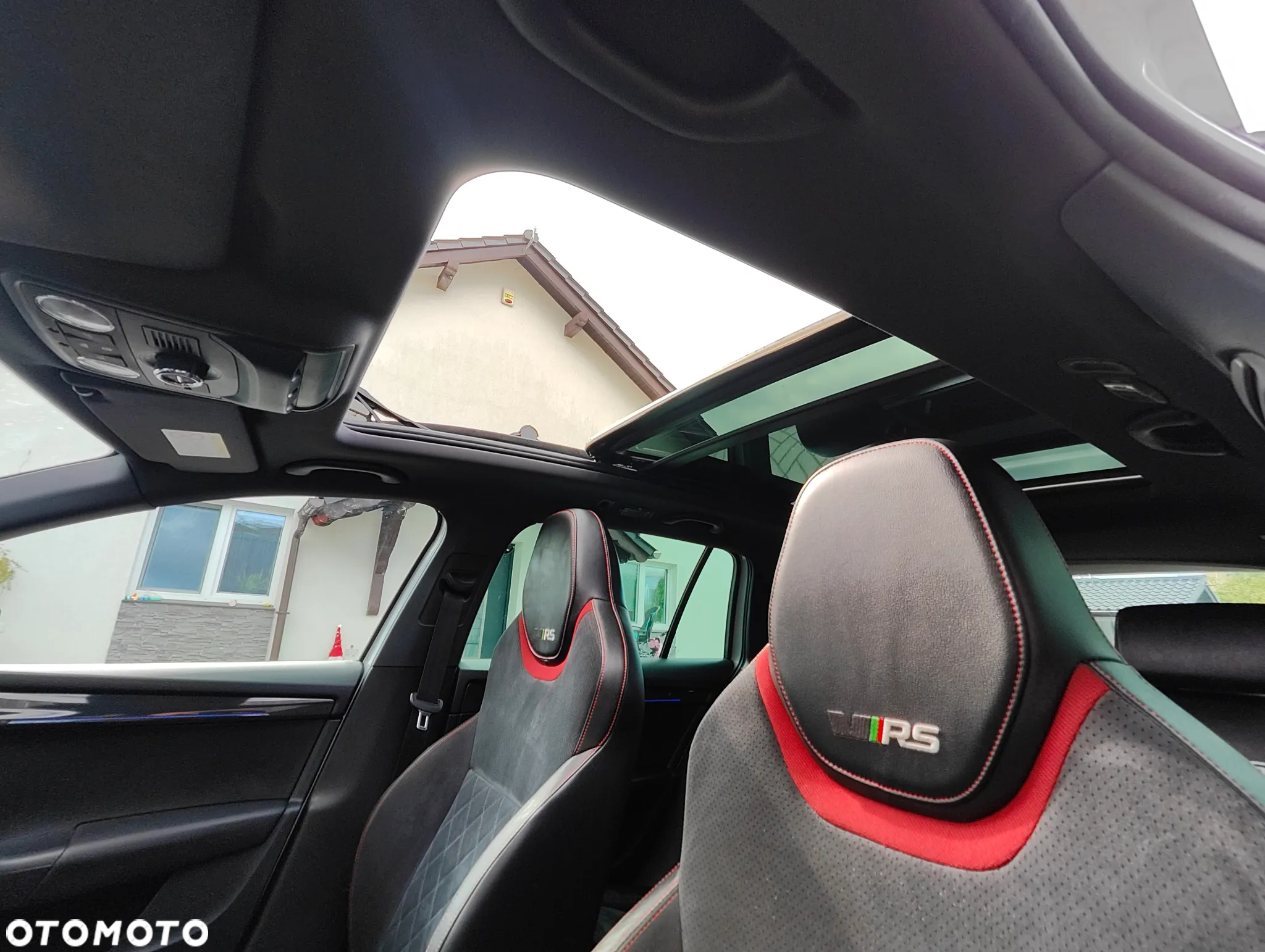 Skoda Octavia Combi 2.0 TDI RS - 18