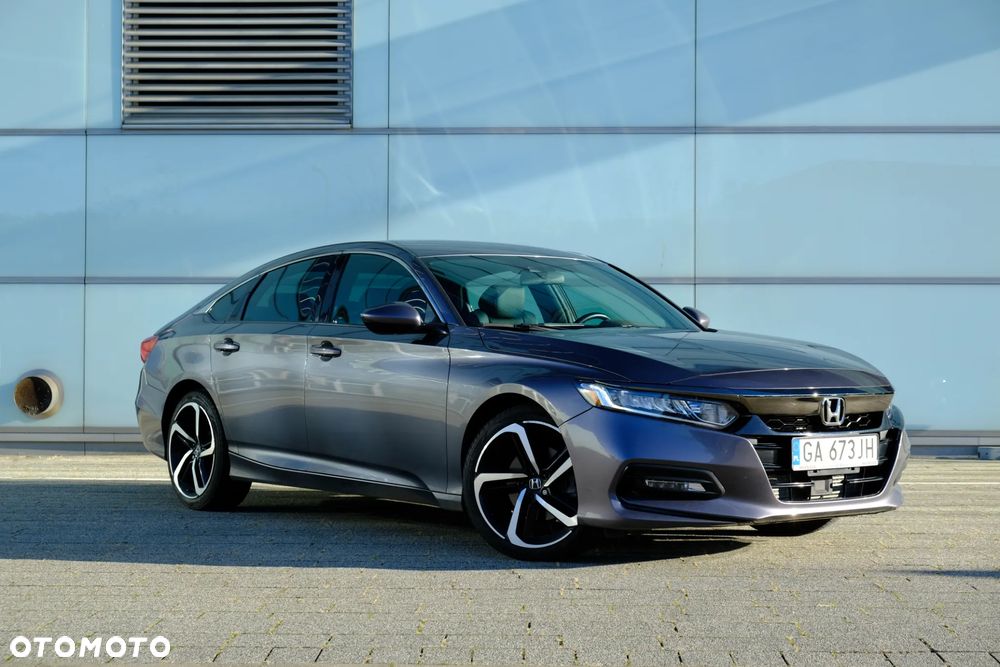 Honda Accord - 1