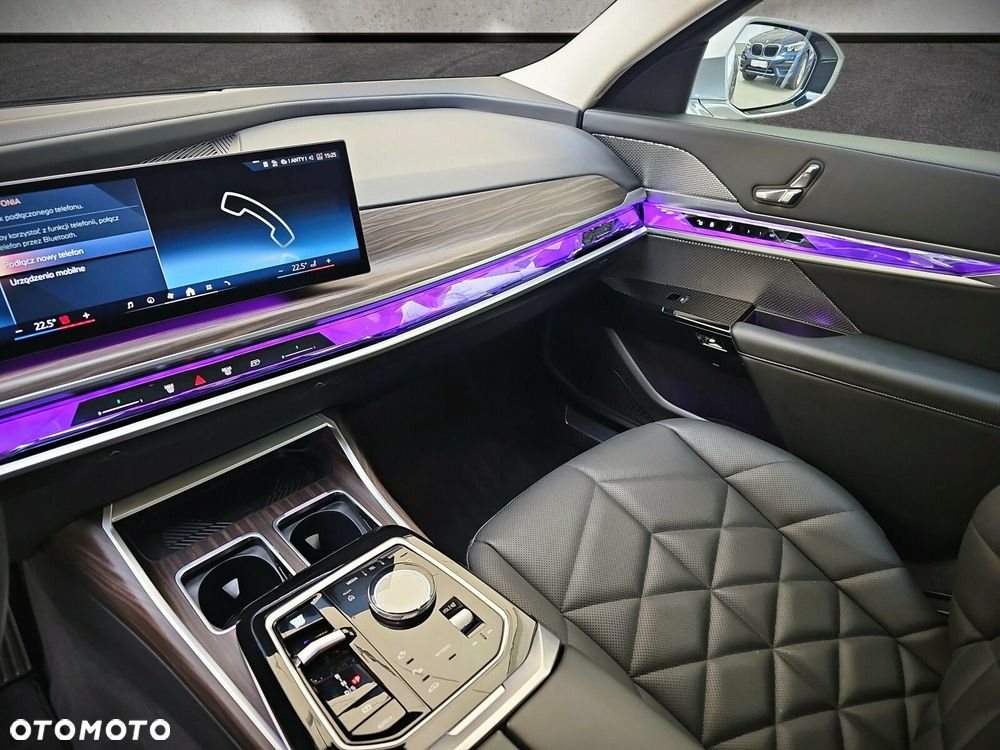 BMW Seria 7 - 12