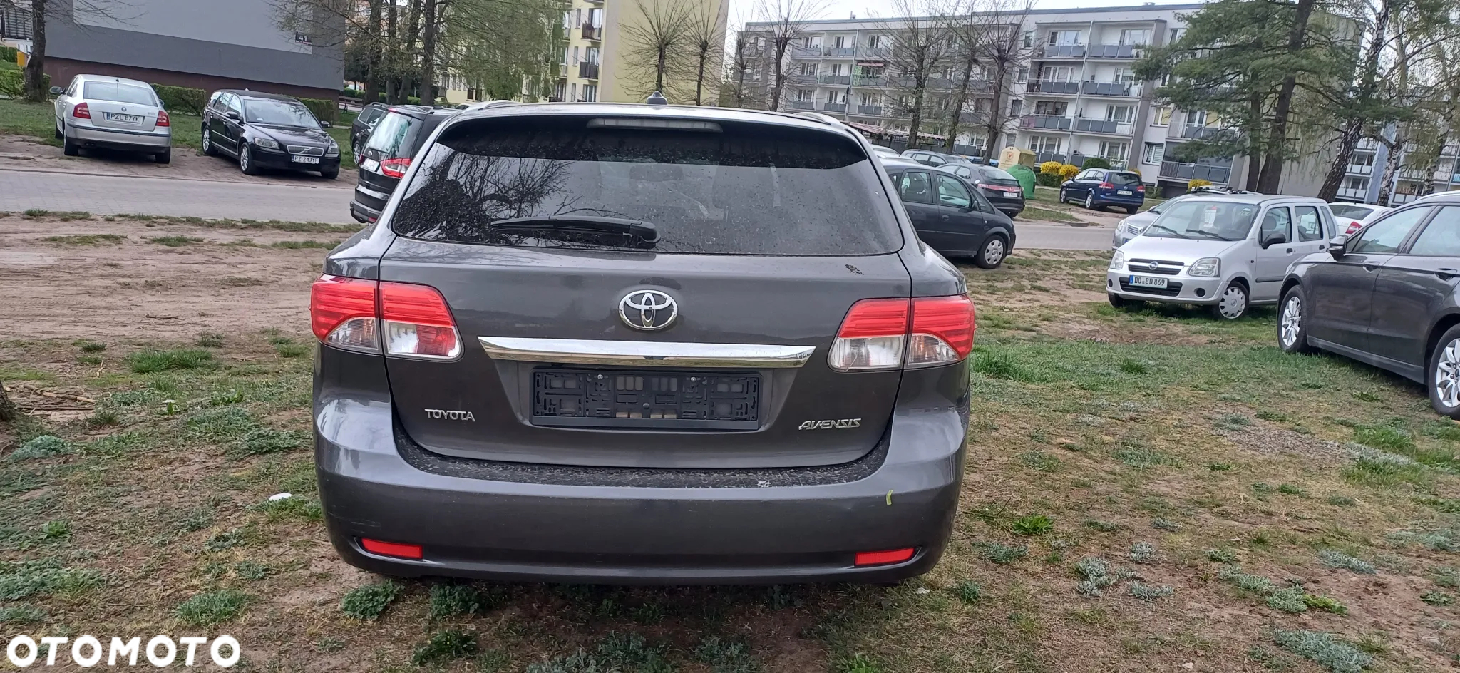 Toyota Avensis Combi 2.2 D-4D Automatik Edition (2014) - 7