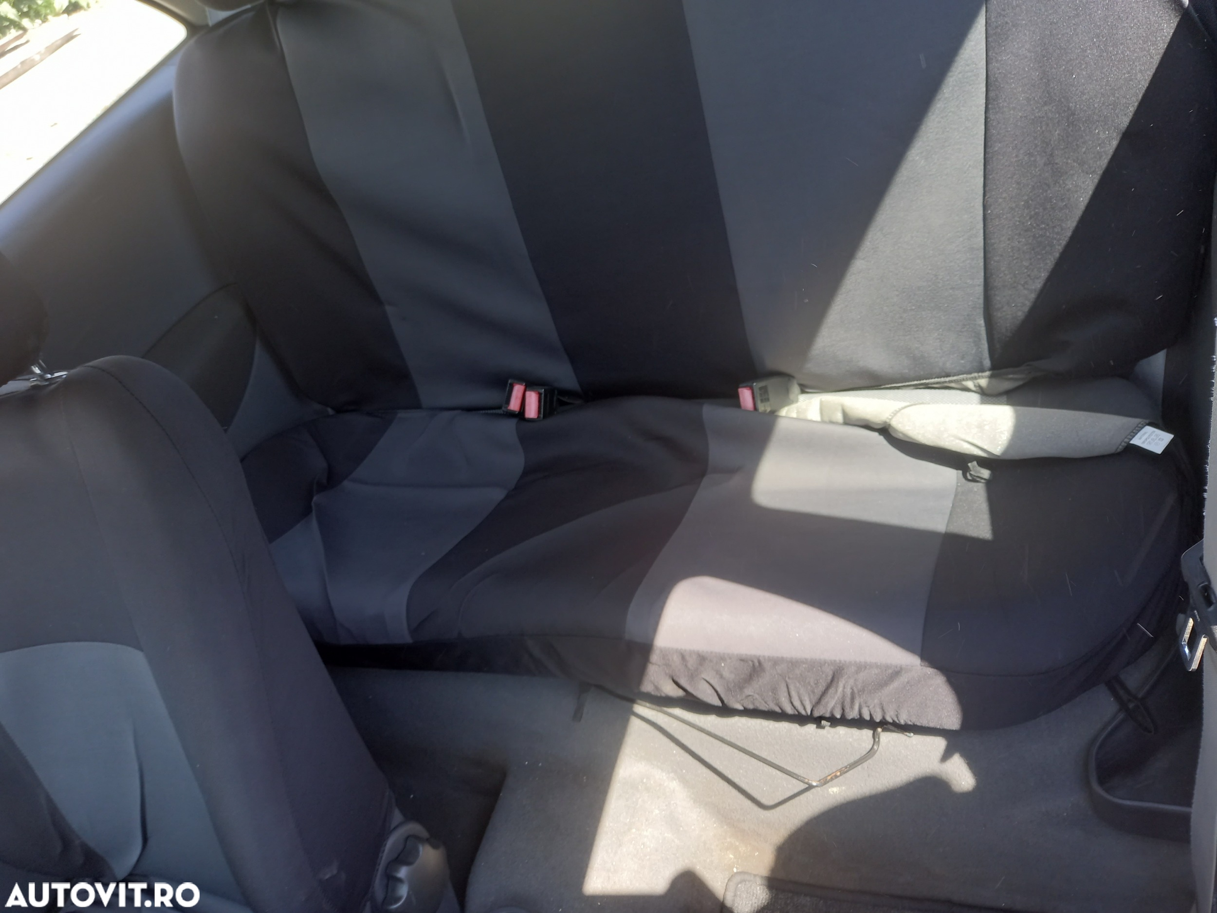 Dezmembrari  Opel CORSA C  2000  > 2009 1.2 Twinport Benzina - 26