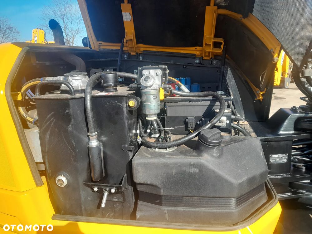 JCB 86C-2 - 19