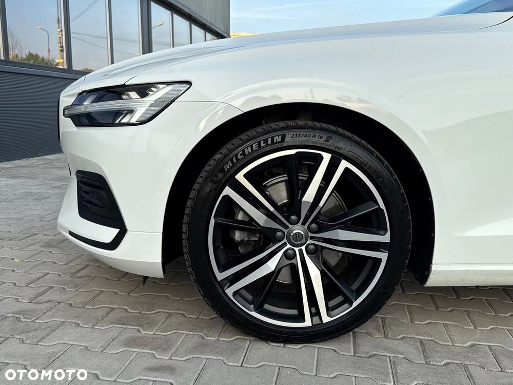 Volvo V60 B3 B Geartronic RDesign - 25