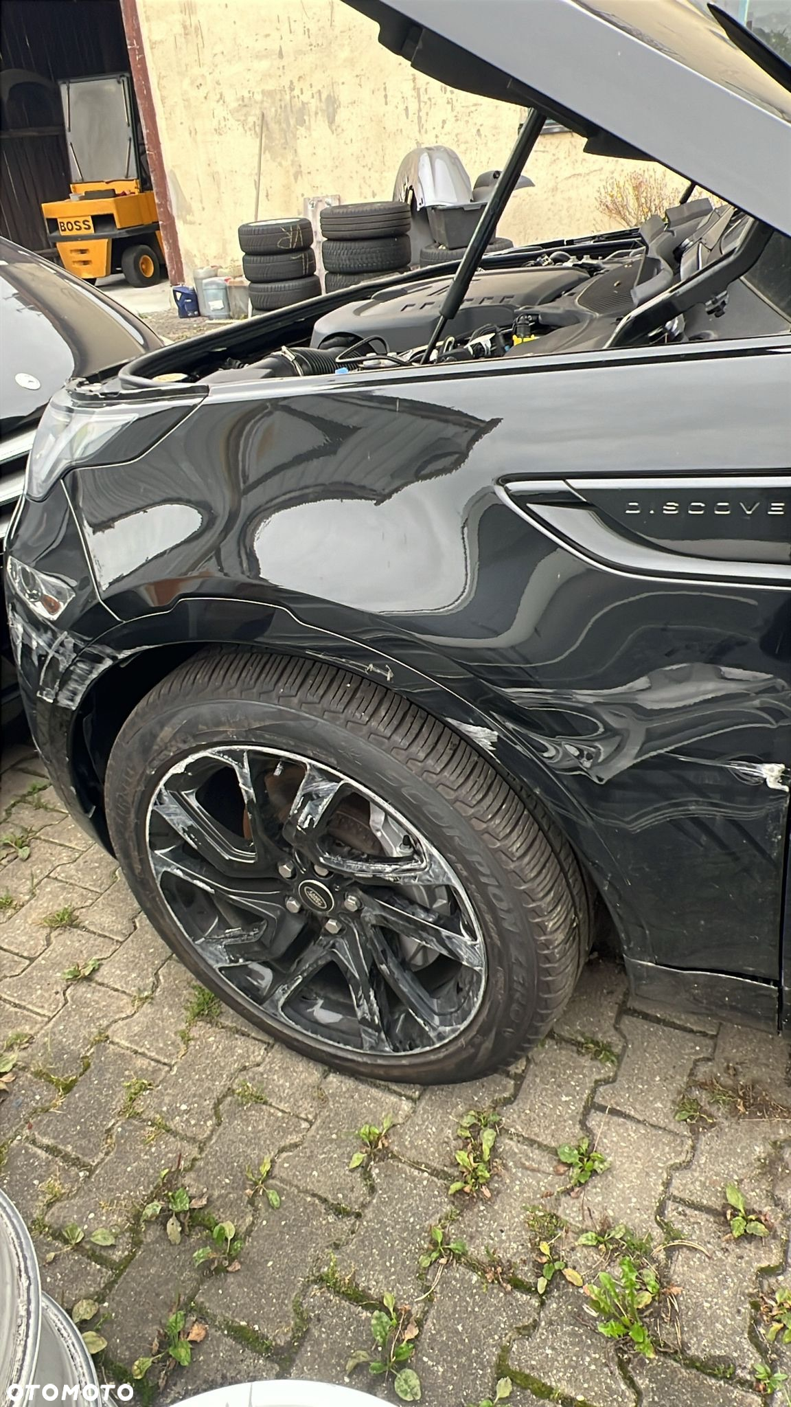 Land Rover Discovery D250 R-Dynamic SE - 14