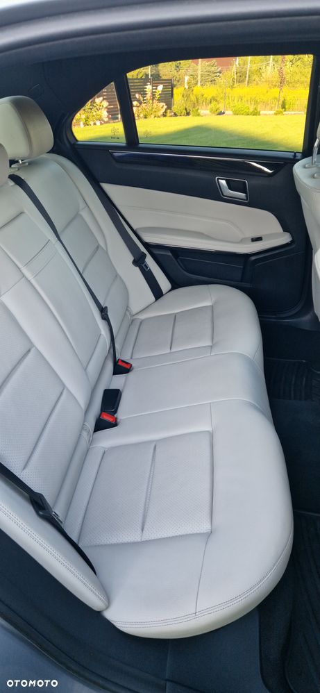 Mercedes-Benz Klasa E 220 BlueTEC 7G-TRONIC Avantgarde - 14