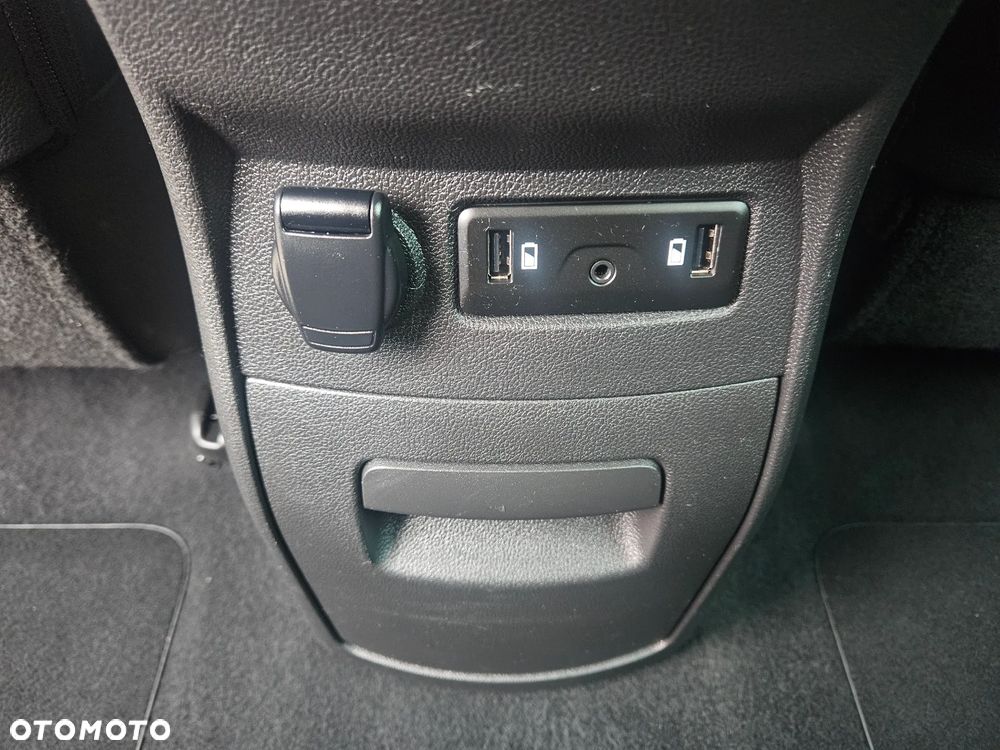 Renault Grand Scenic - 27