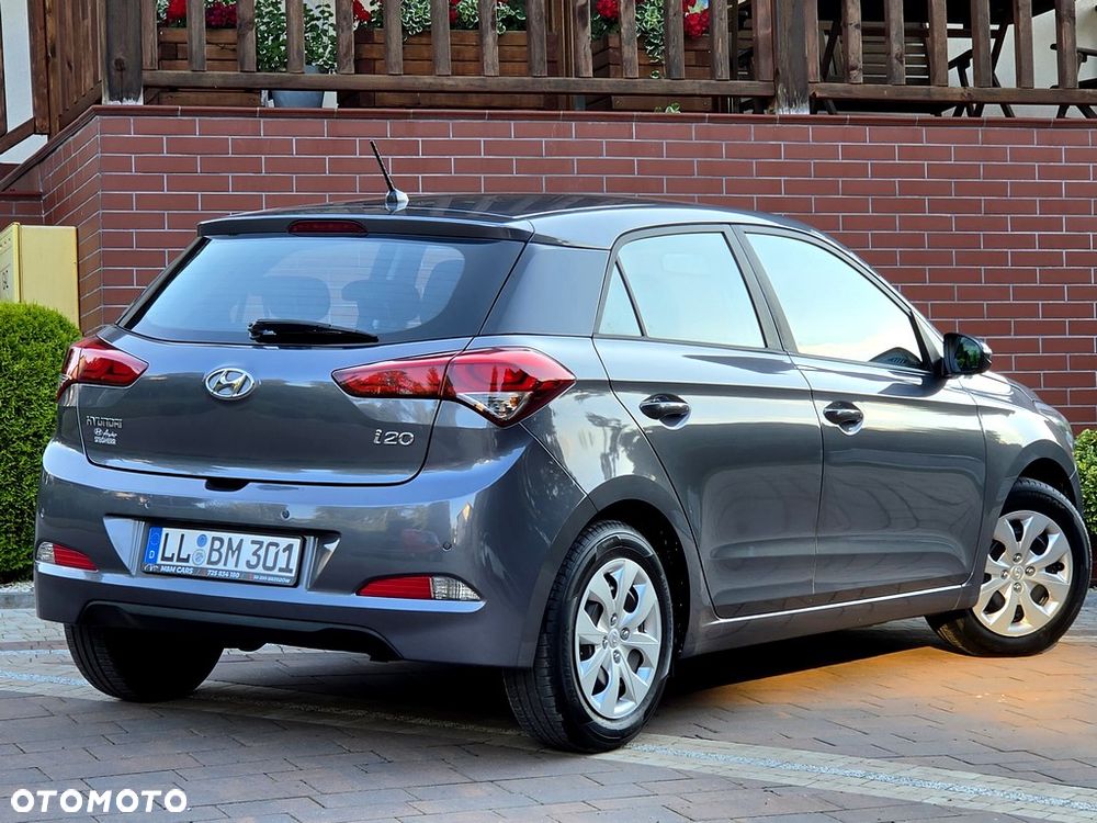 Hyundai i20 blue 1.2 Advantage+ - 25