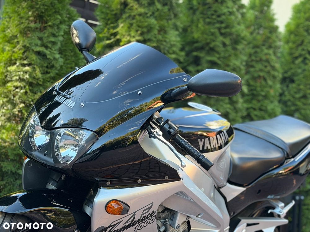 Yamaha YZF - 18