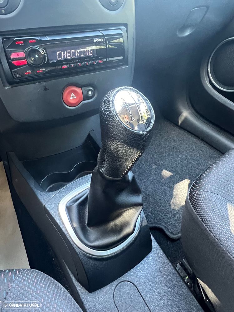 Renault Clio 1.2 16V Dynamique S - 8