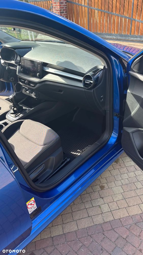 Skoda Fabia 1.0 TSI Style Color - 10