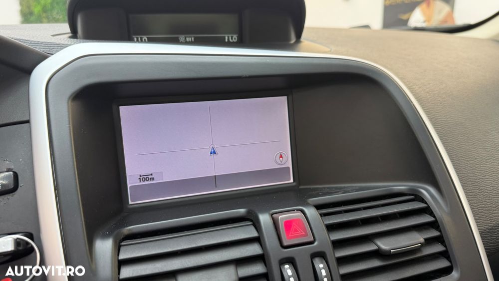 Volvo XC 60 2.4D Aut. - 24