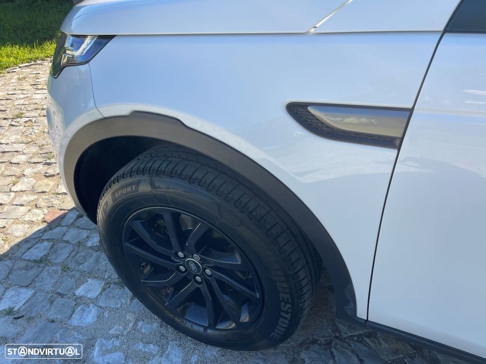 Land Rover Discovery Sport 2.0 TD4 HSE Luxury - 8