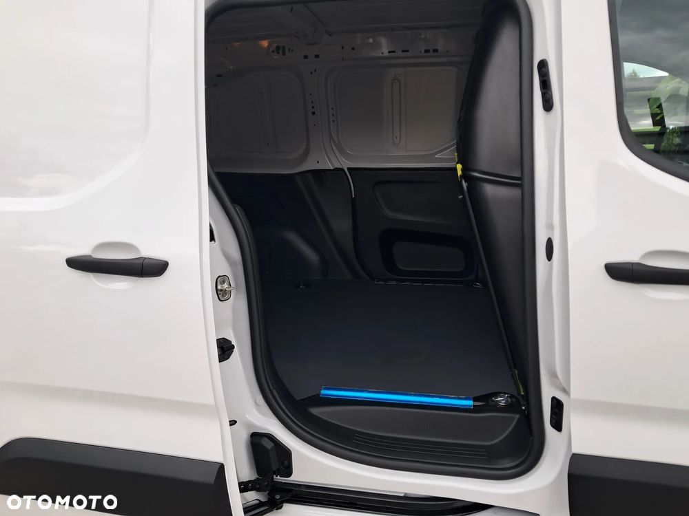 Toyota PROACEcity - 14