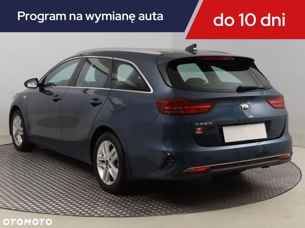 Kia Ceed - 6