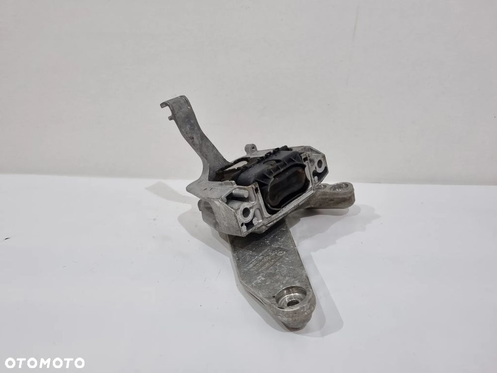 AUDI A3 S3 RS3 8Y PODUSZKA SILNIKA 8V0199262D - 2