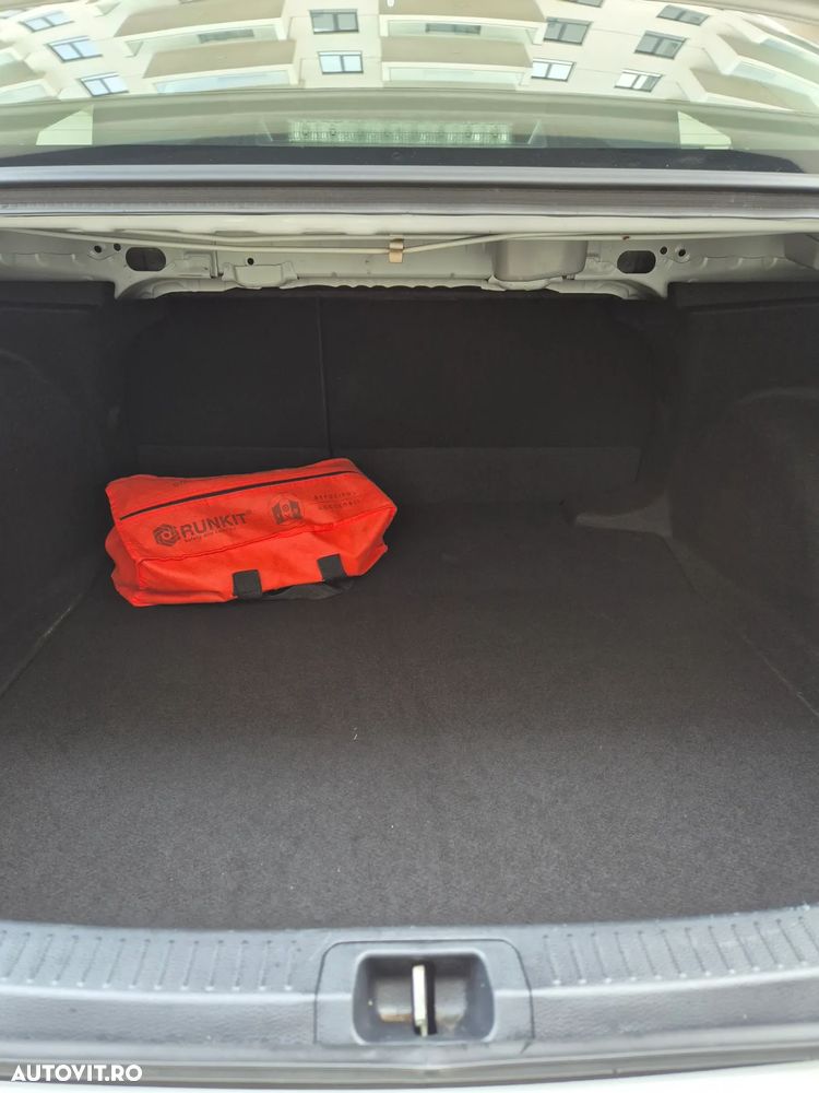 Toyota Corolla 1.8 HSD Dynamic - 21