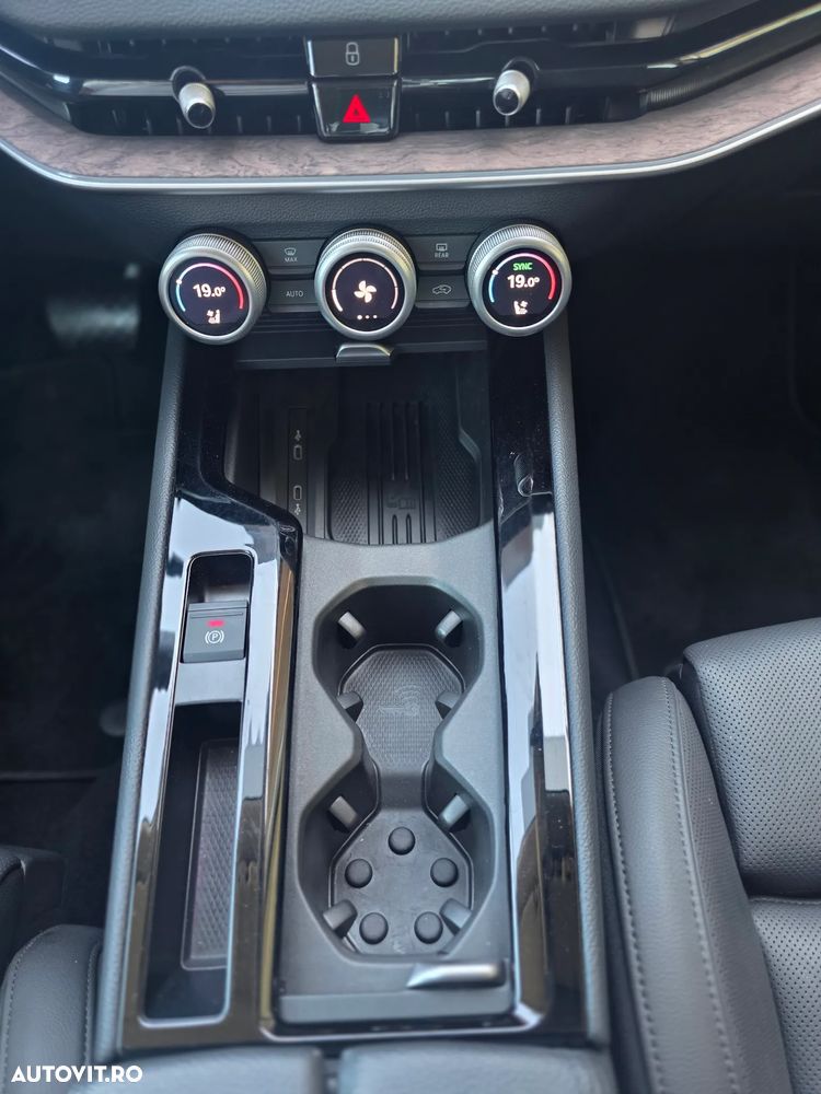 Skoda Superb 2.0 TDI 193 CP 4x4 DSG Laurin & Klement - 32