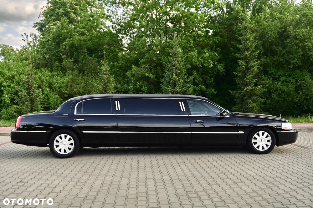 Lincoln Town Car 4.6 Executive - 18