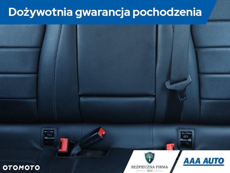 Mercedes-Benz GLC - 11