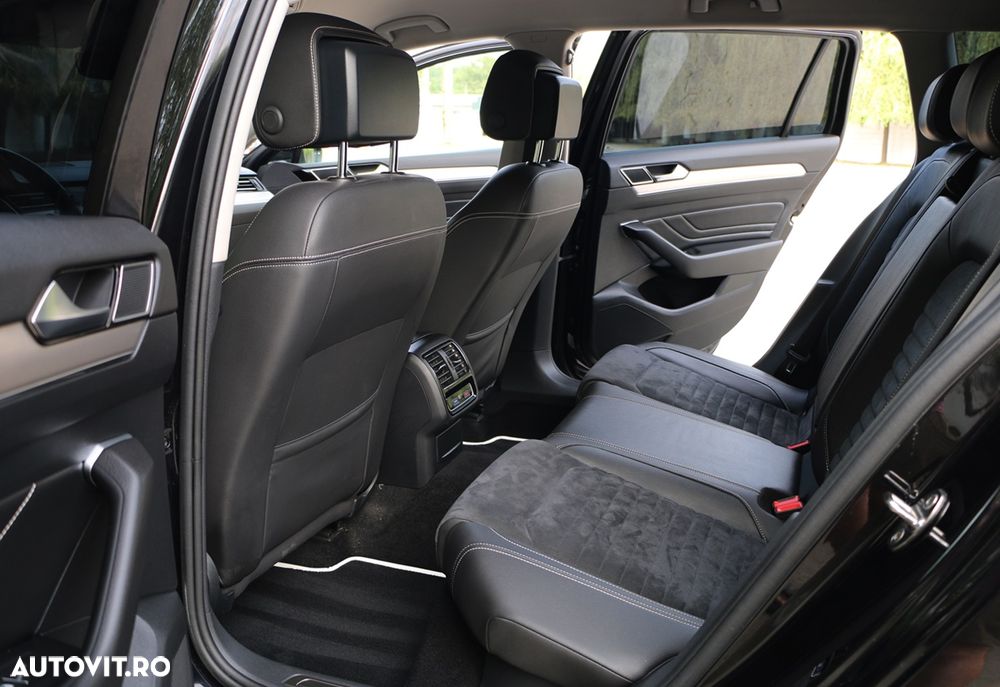 Volkswagen Passat 2.0 TDI SCR 4Mot DSG Highline - 12