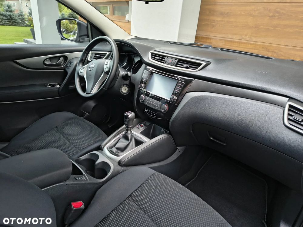 Nissan Qashqai 1.2 DIG-T N-Connecta - 18