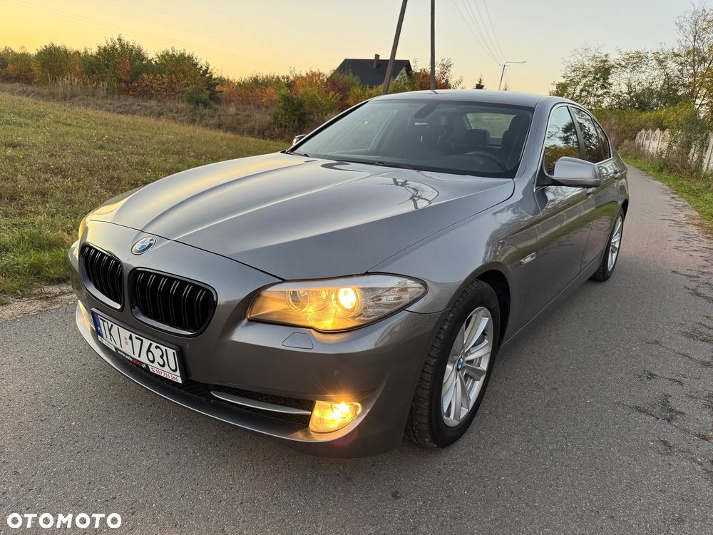 BMW Seria 5 520d Special Edition - 11