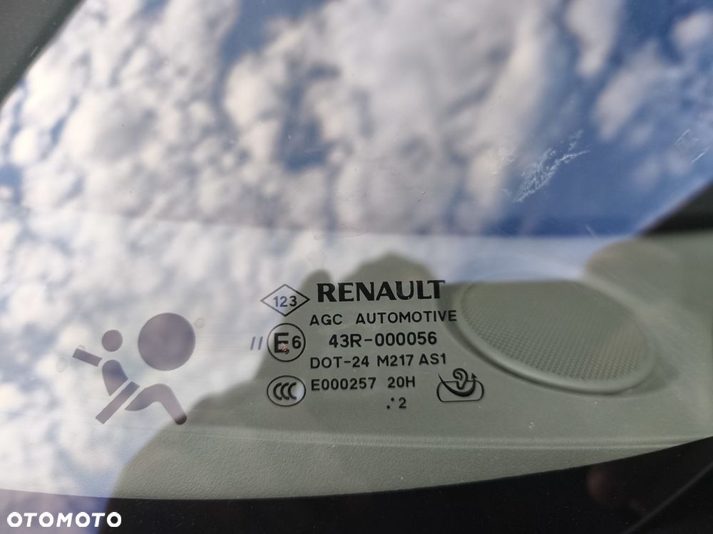 Renault Scenic 1.6 16V 110 TomTom Edition - 32