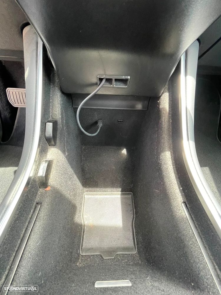 Tesla Model 3 Long Range Tração Integral - 34