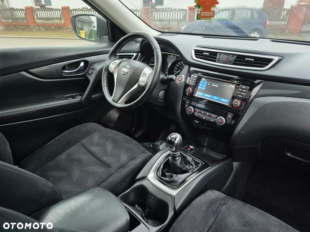 Nissan X-Trail 1.6 DIG-T Tekna 2WD 7os - 22