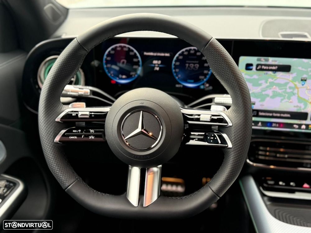 Mercedes-Benz GLB 250+ - 11