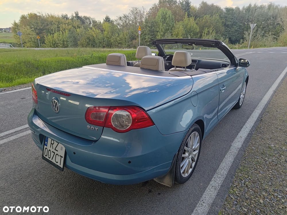 Volkswagen Eos - 8