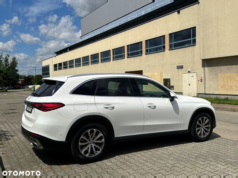 Mercedes-Benz GLC 220 d 4Matic 9G-TRONIC AMG Line Advanced - 11