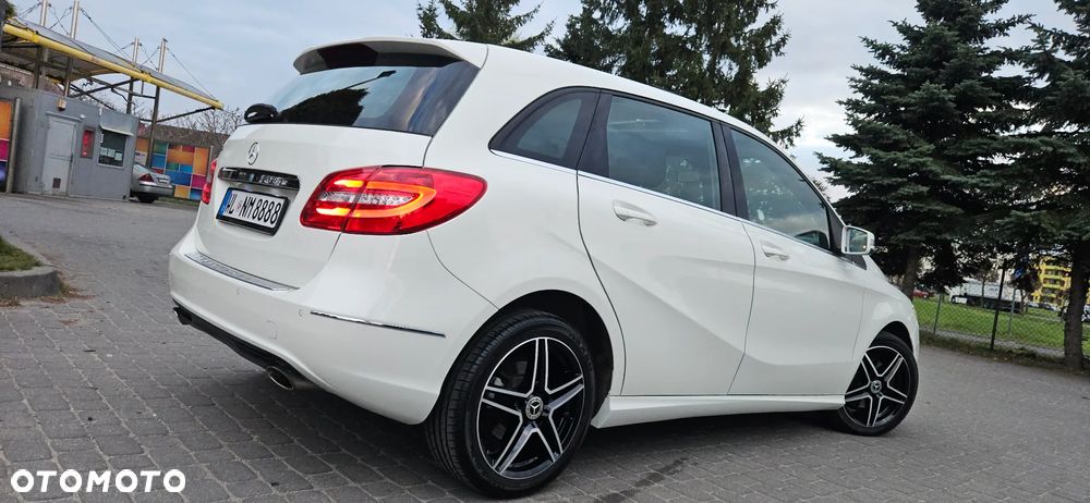 Mercedes-Benz Klasa B 200 (BlueEFFICIENCY) 7G-DCT - 3
