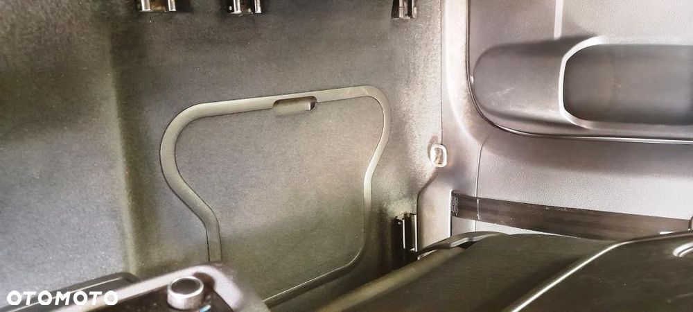 Volkswagen Sharan 2.0 TDI BlueMotion Technology Trendline - 18