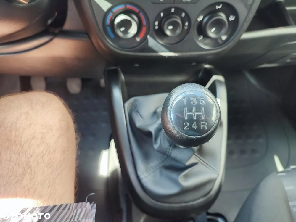 Opel COMBO VAN - 19