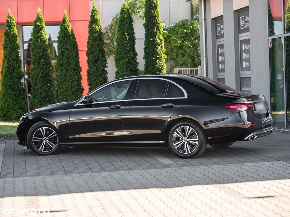 Mercedes-Benz Klasa E 220 d Business Edition 9G-TRONIC - 13
