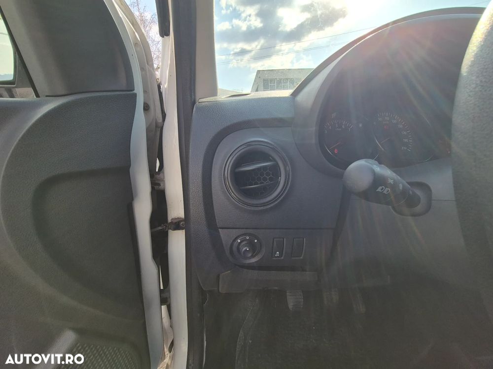 Dacia Dokker 1.5 dCi 90 CP Laureate - 9