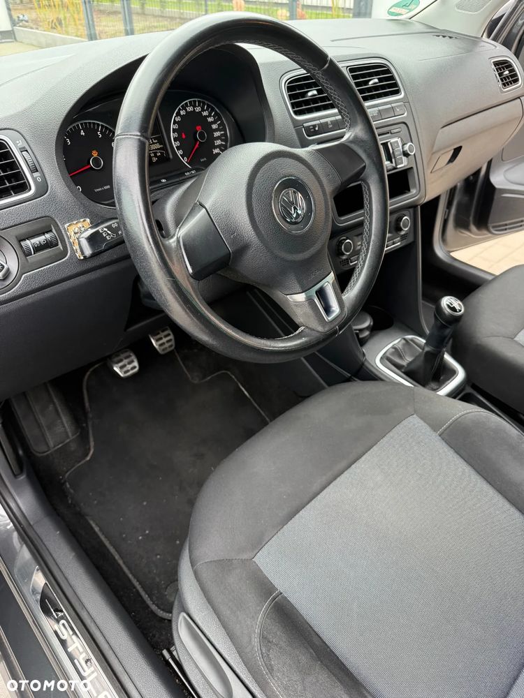 Volkswagen Polo - 21