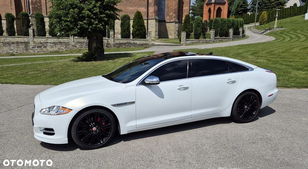 Jaguar XJ 3.0 T AWD LWB Premium Luxury - 10