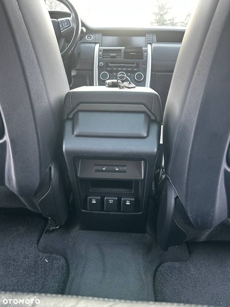 Land Rover Discovery Sport 2.0 TD4 HSE Luxury - 17