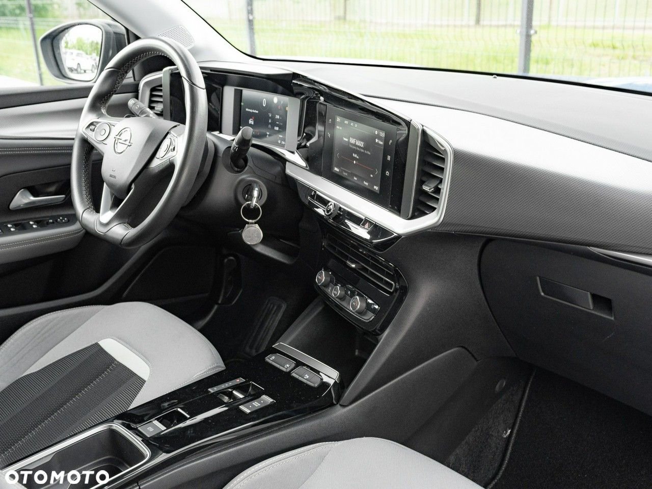 Opel Mokka 1.2 T Elegance S&S - 32