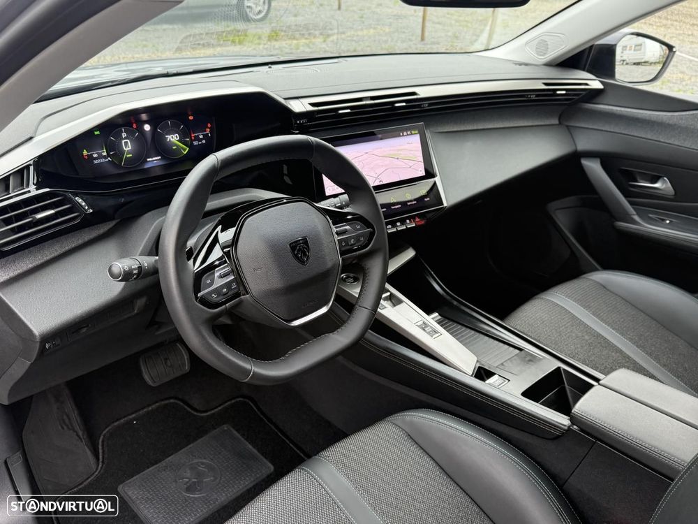 Peugeot 308 1.2 PureTech Allure EAT8 - 20