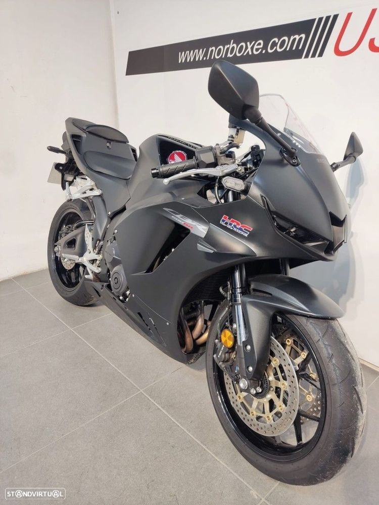 Honda CBR 600 rr - 4
