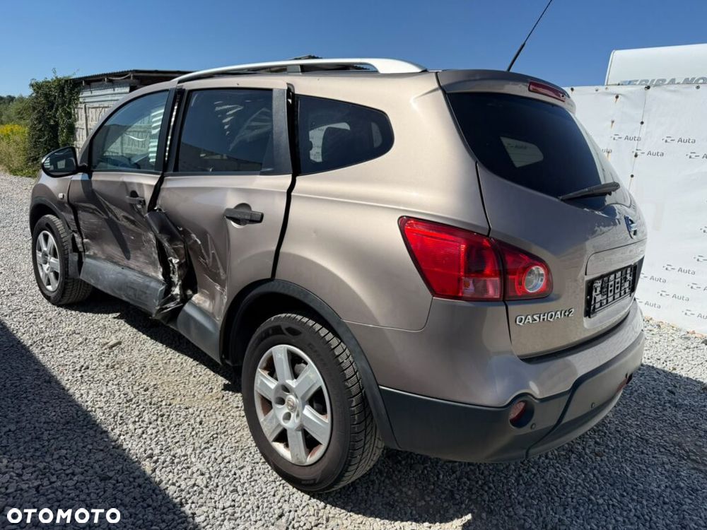 Nissan Qashqai+2 2.0 Visia - 6