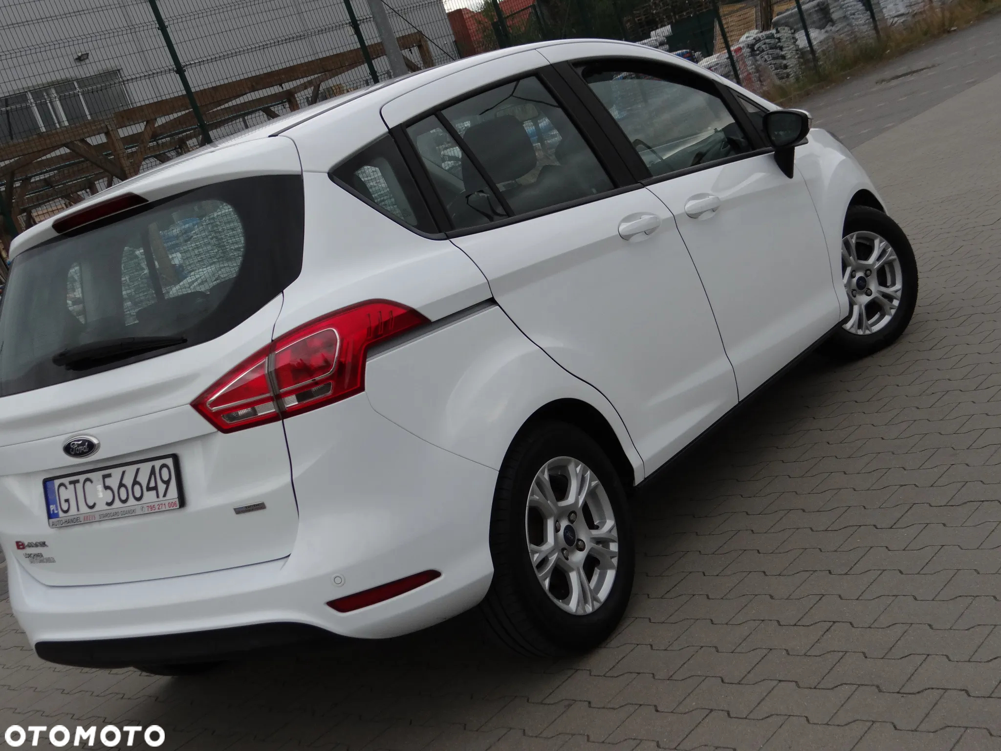 Ford B-MAX - 18