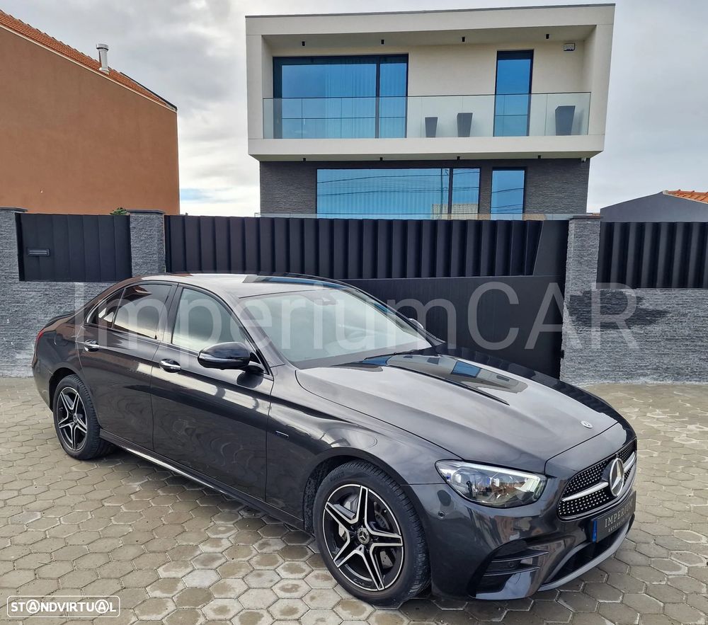Mercedes-Benz E 300 de 4Matic 9G-TRONIC AMG Line - 2