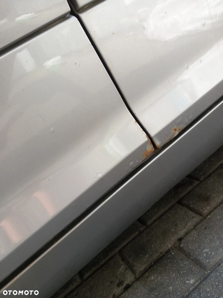MERCEDES W203 C-KLASA DRZWI LEWE PRZEDNIE LEWY PRZÓD KOLOR: 723 - 6