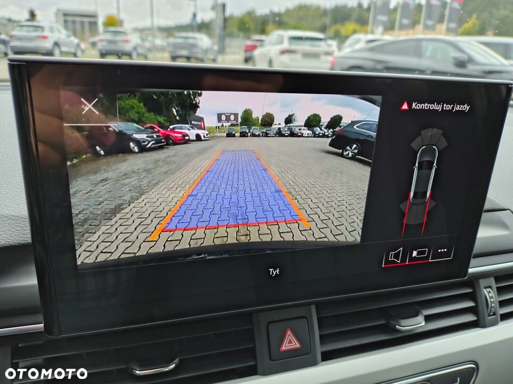Audi A4 Limousine - 30