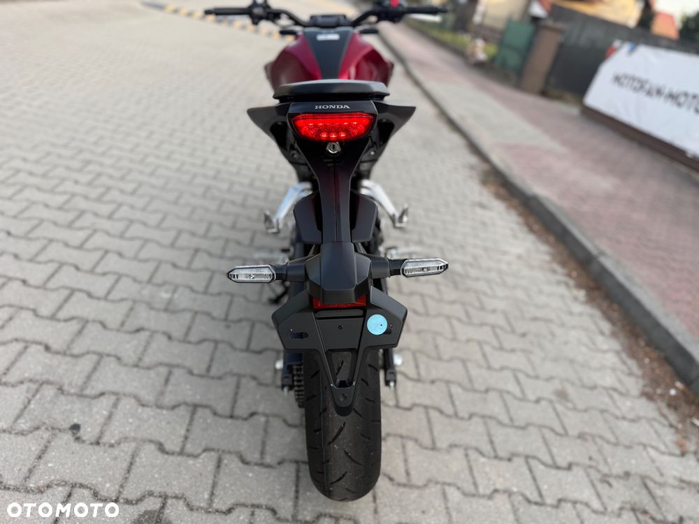 Honda CB - 15
