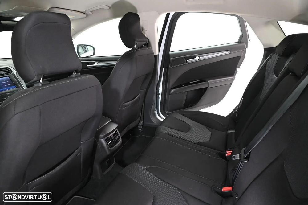 Ford Mondeo 2.0 TDCi Titanium - 31